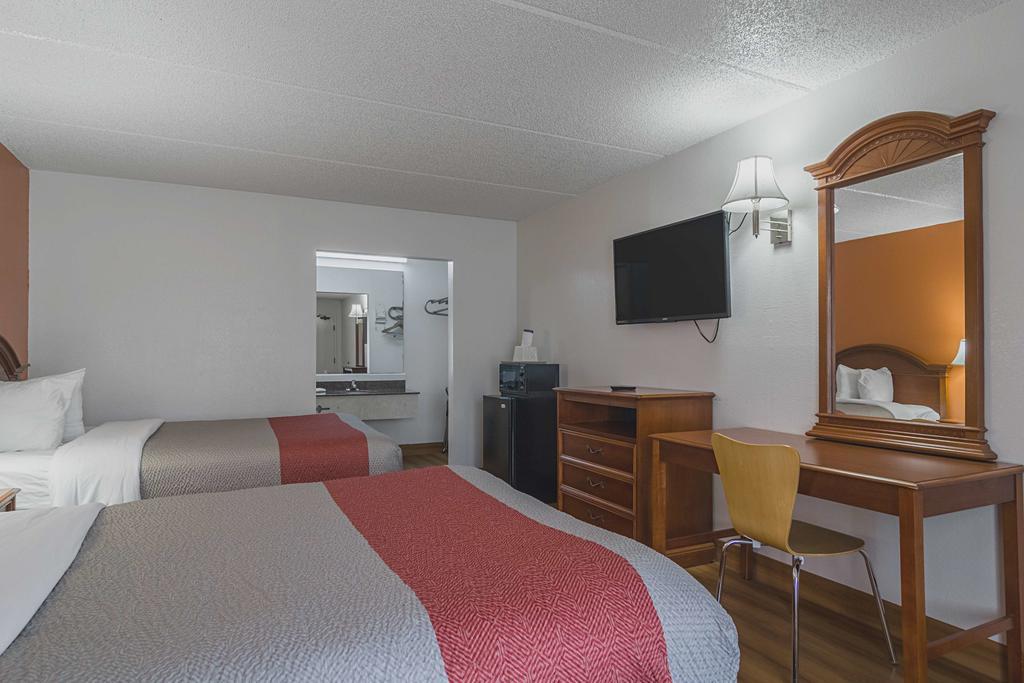 Motel 6 Waycross Exteriör bild