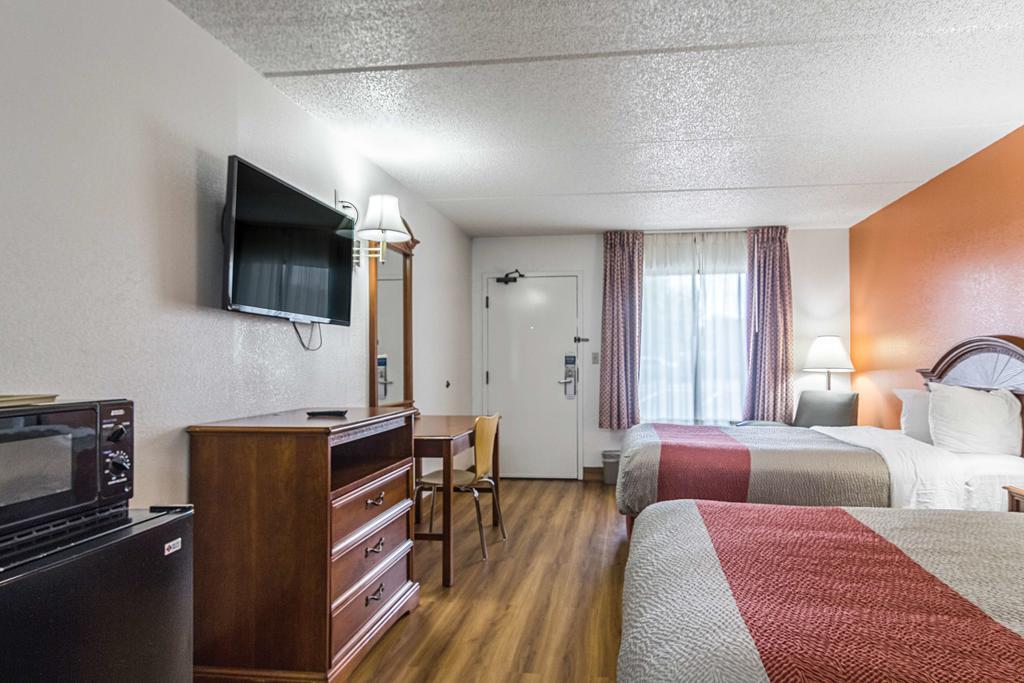Motel 6 Waycross Exteriör bild