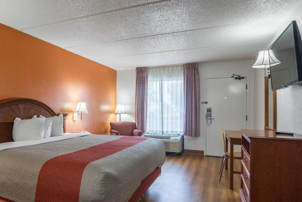 Motel 6 Waycross Exteriör bild